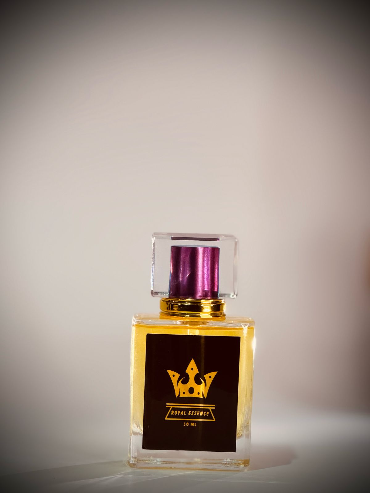 Royal Essence (AZARO WANTED)
